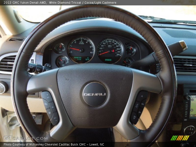 White Diamond Tricoat / Cocoa/Light Cashmere 2013 GMC Yukon Denali AWD