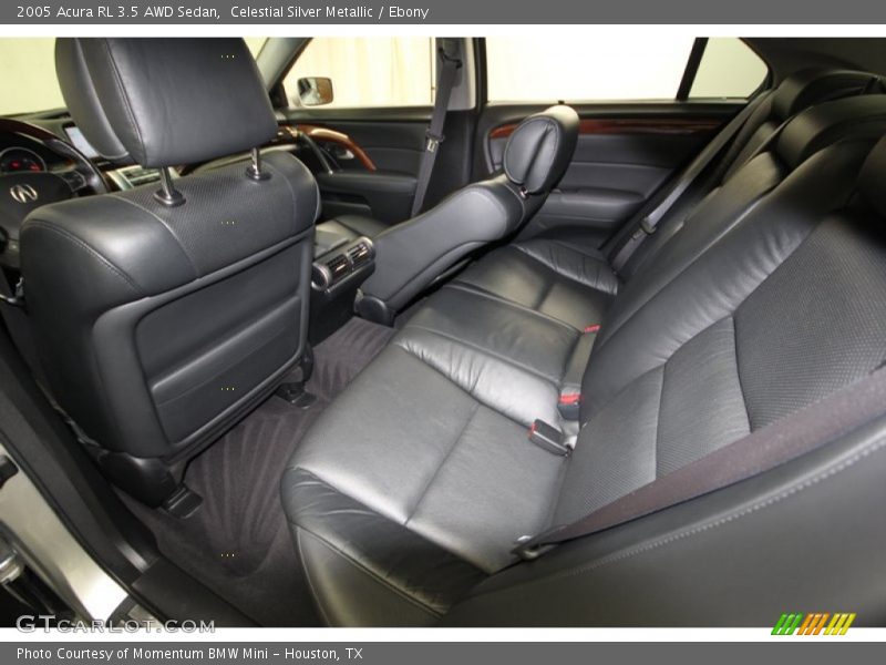 Rear Seat of 2005 RL 3.5 AWD Sedan