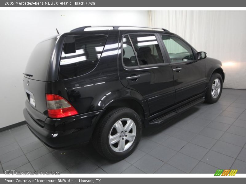 Black / Ash 2005 Mercedes-Benz ML 350 4Matic
