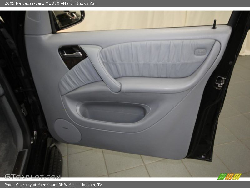 Black / Ash 2005 Mercedes-Benz ML 350 4Matic