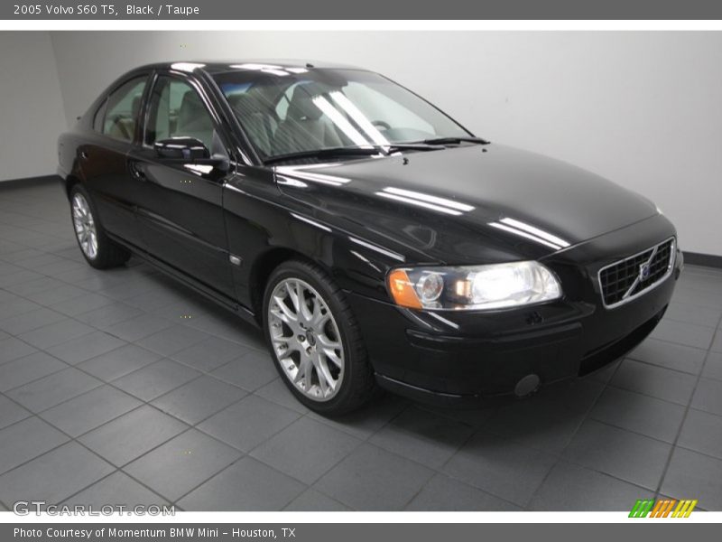 Black / Taupe 2005 Volvo S60 T5