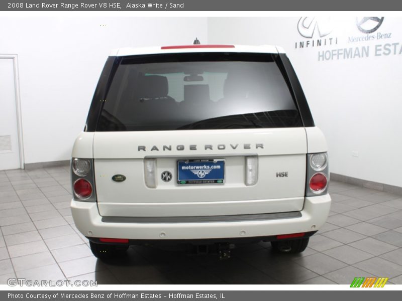 Alaska White / Sand 2008 Land Rover Range Rover V8 HSE