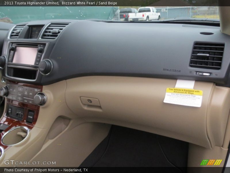 Blizzard White Pearl / Sand Beige 2013 Toyota Highlander Limited