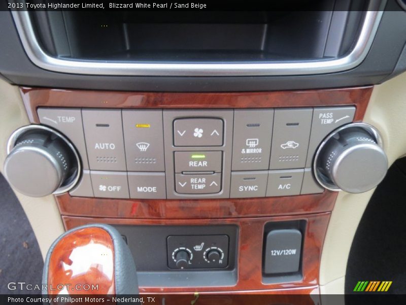 Blizzard White Pearl / Sand Beige 2013 Toyota Highlander Limited