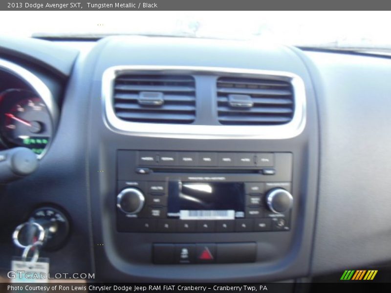 Tungsten Metallic / Black 2013 Dodge Avenger SXT