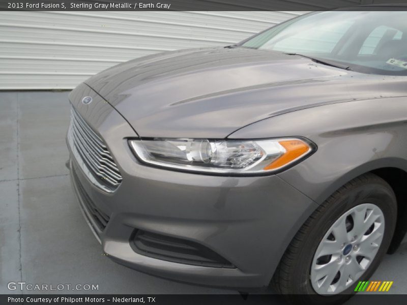 Sterling Gray Metallic / Earth Gray 2013 Ford Fusion S