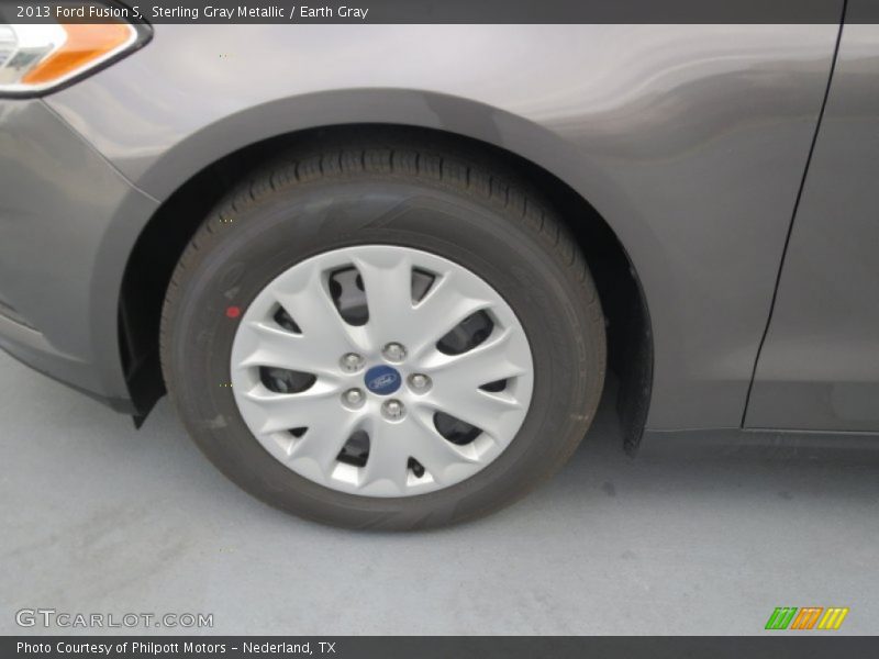  2013 Fusion S Wheel