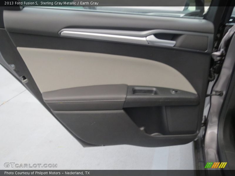 Sterling Gray Metallic / Earth Gray 2013 Ford Fusion S