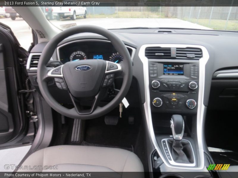 Dashboard of 2013 Fusion S