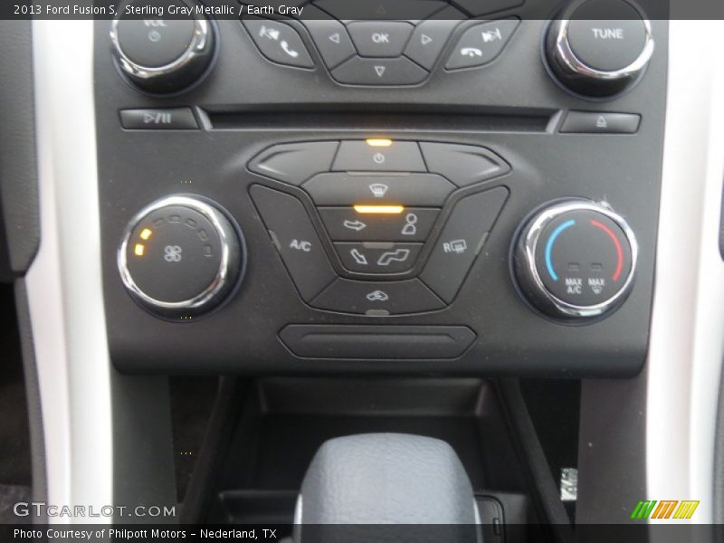 Sterling Gray Metallic / Earth Gray 2013 Ford Fusion S