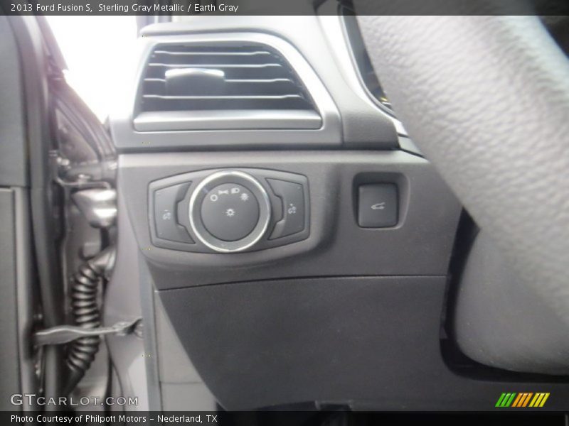 Sterling Gray Metallic / Earth Gray 2013 Ford Fusion S