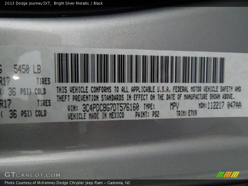 Bright Silver Metallic / Black 2013 Dodge Journey SXT