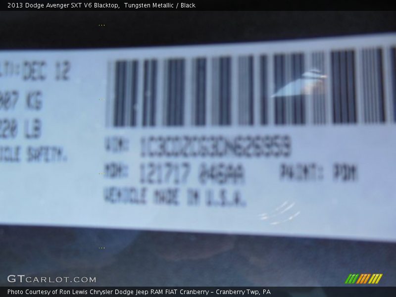 Tungsten Metallic / Black 2013 Dodge Avenger SXT V6 Blacktop
