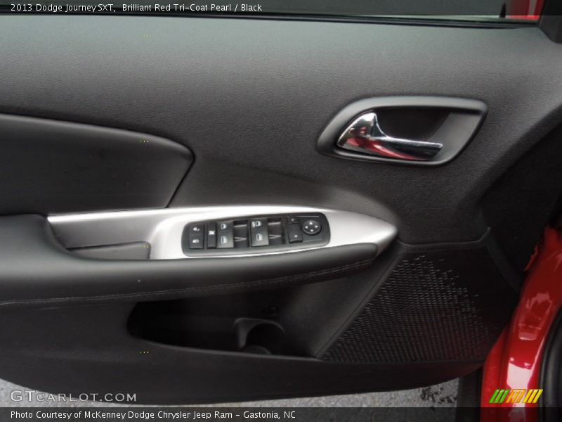 Brilliant Red Tri-Coat Pearl / Black 2013 Dodge Journey SXT