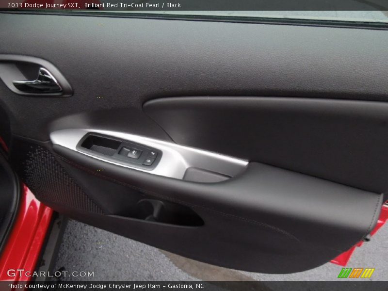 Brilliant Red Tri-Coat Pearl / Black 2013 Dodge Journey SXT