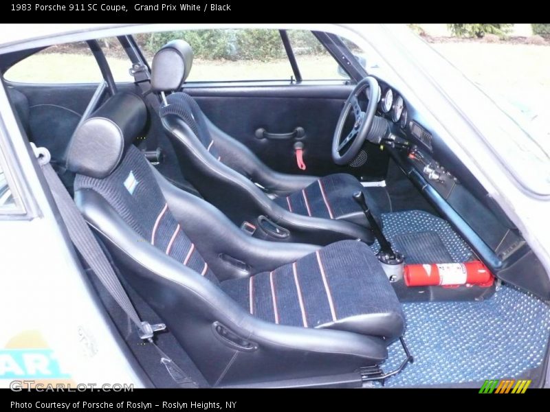 Grand Prix White / Black 1983 Porsche 911 SC Coupe
