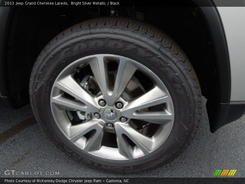 Bright Silver Metallic / Black 2013 Jeep Grand Cherokee Laredo
