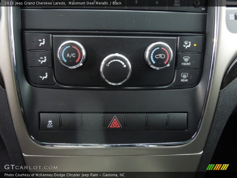 Maximum Steel Metallic / Black 2013 Jeep Grand Cherokee Laredo