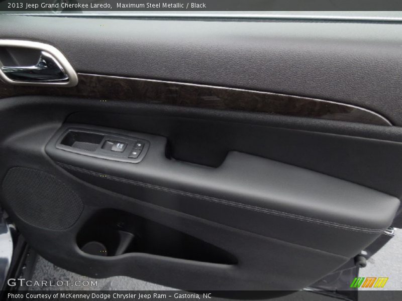 Maximum Steel Metallic / Black 2013 Jeep Grand Cherokee Laredo