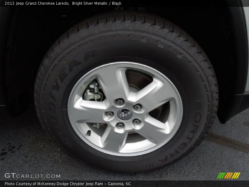 Bright Silver Metallic / Black 2013 Jeep Grand Cherokee Laredo