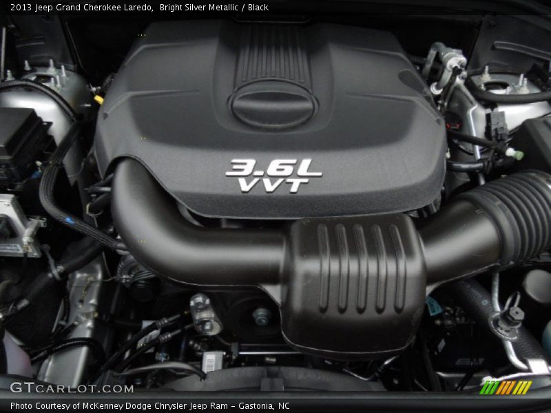 Bright Silver Metallic / Black 2013 Jeep Grand Cherokee Laredo