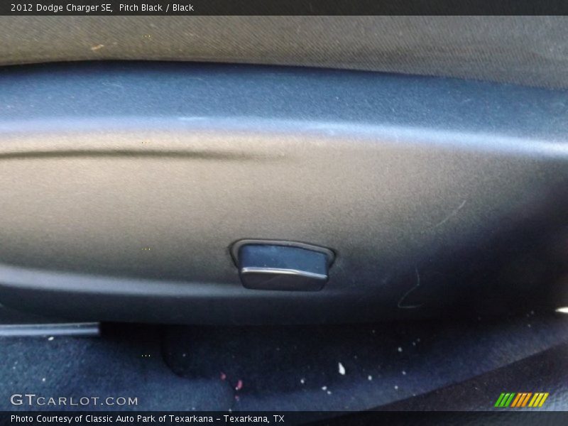 Pitch Black / Black 2012 Dodge Charger SE