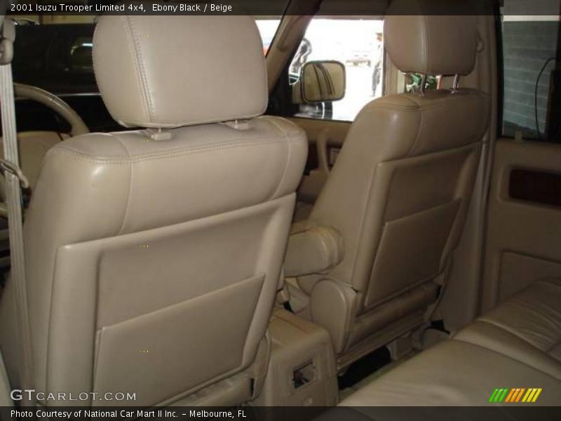 Ebony Black / Beige 2001 Isuzu Trooper Limited 4x4