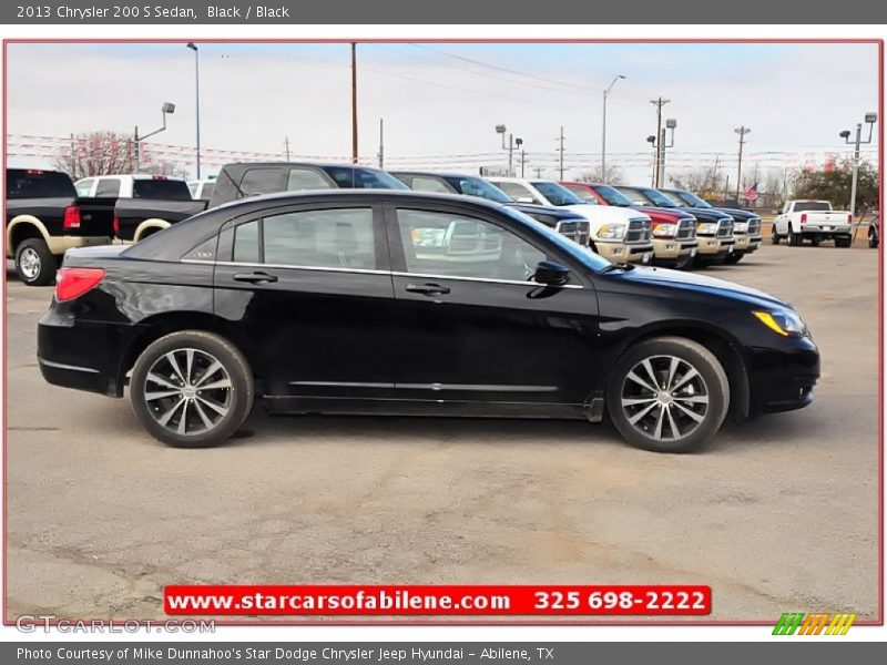 Black / Black 2013 Chrysler 200 S Sedan