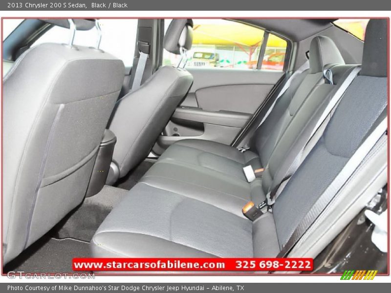 Black / Black 2013 Chrysler 200 S Sedan