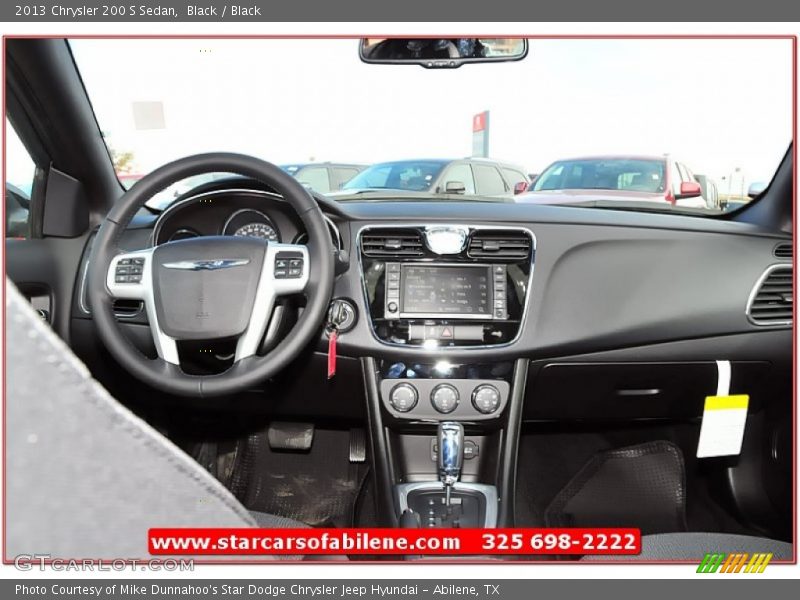 Black / Black 2013 Chrysler 200 S Sedan