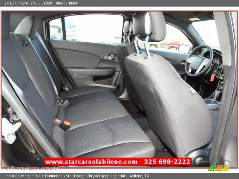 Black / Black 2013 Chrysler 200 S Sedan