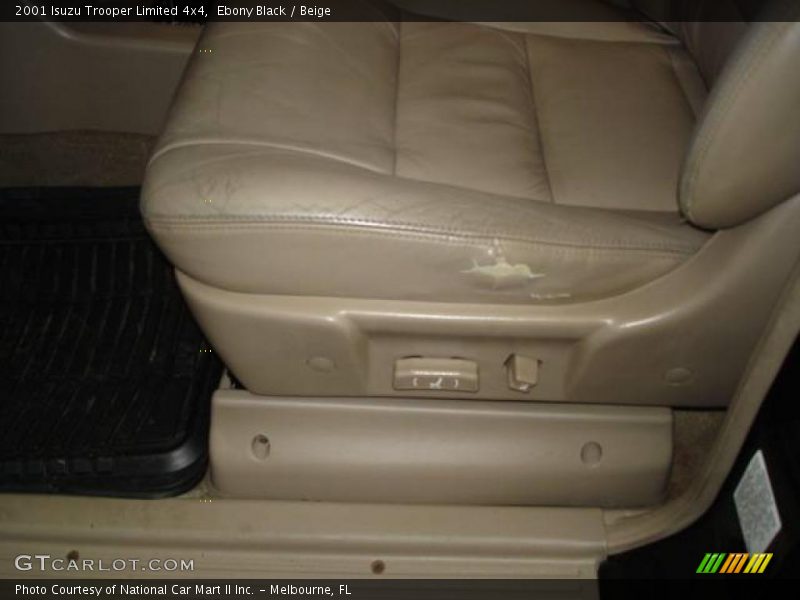 Ebony Black / Beige 2001 Isuzu Trooper Limited 4x4