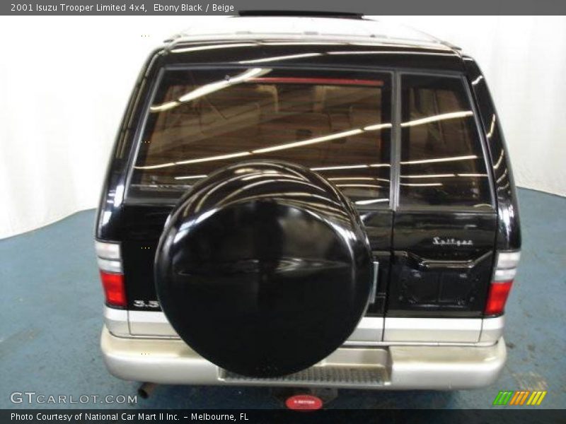 Ebony Black / Beige 2001 Isuzu Trooper Limited 4x4