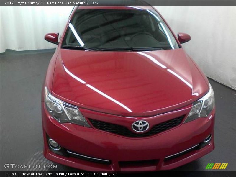Barcelona Red Metallic / Black 2012 Toyota Camry SE