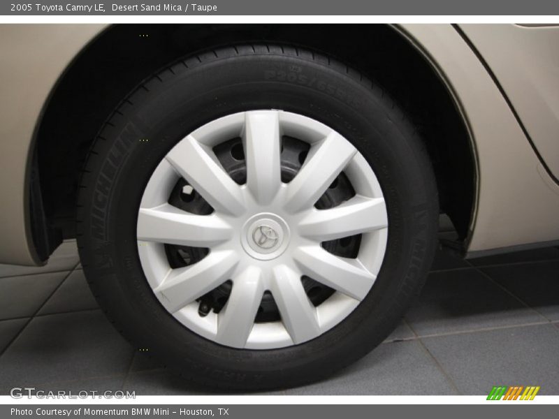 Desert Sand Mica / Taupe 2005 Toyota Camry LE