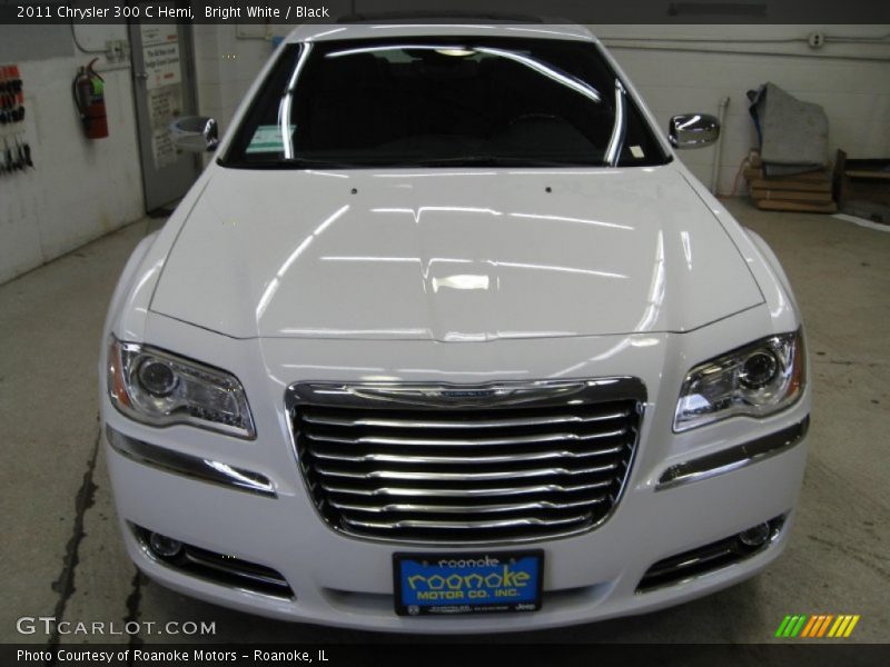 Bright White / Black 2011 Chrysler 300 C Hemi
