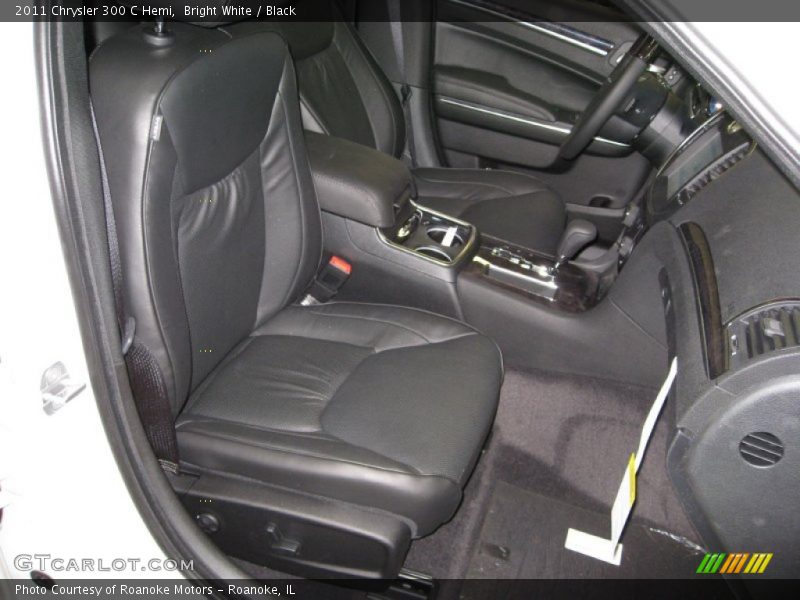 Bright White / Black 2011 Chrysler 300 C Hemi