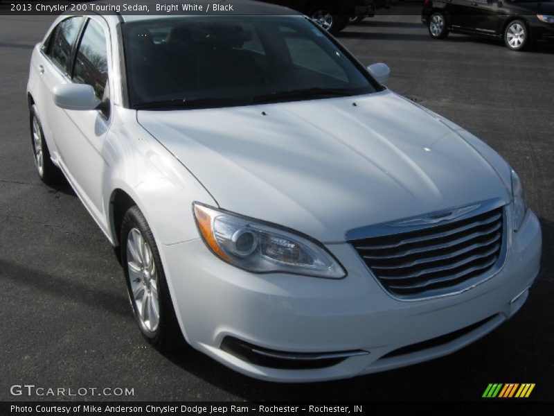 Bright White / Black 2013 Chrysler 200 Touring Sedan