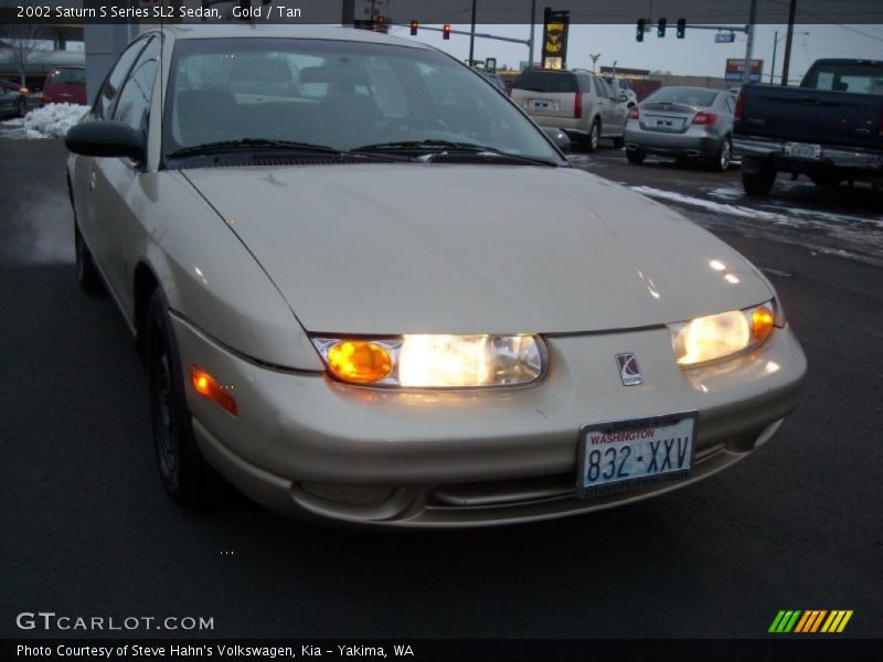 Gold / Tan 2002 Saturn S Series SL2 Sedan