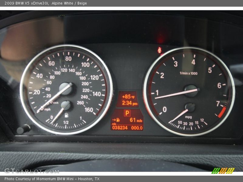 Alpine White / Beige 2009 BMW X5 xDrive30i