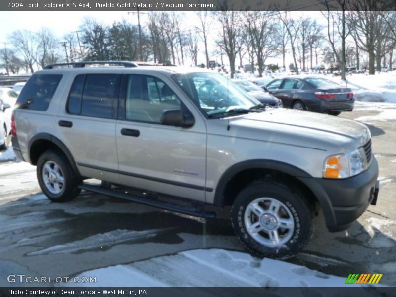 Pueblo Gold Metallic / Medium Parchment 2004 Ford Explorer XLS 4x4
