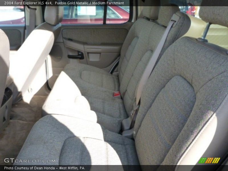 Pueblo Gold Metallic / Medium Parchment 2004 Ford Explorer XLS 4x4