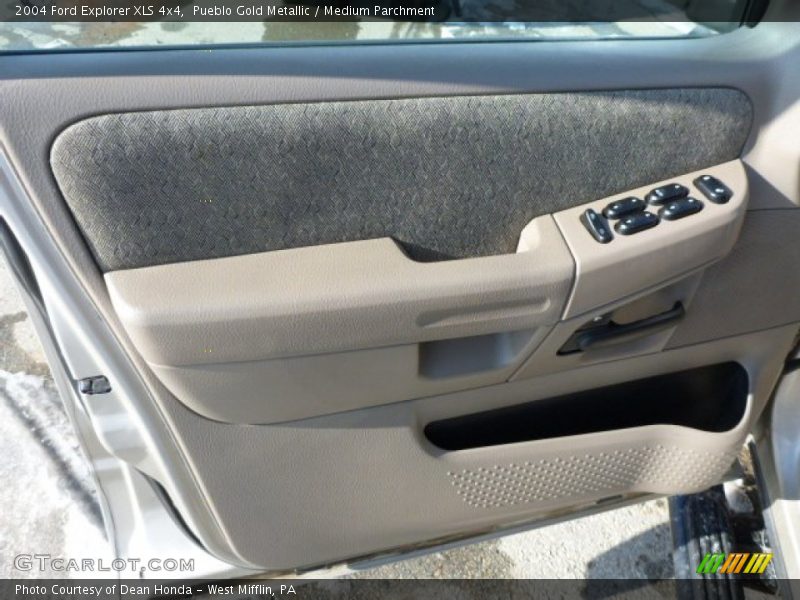 Pueblo Gold Metallic / Medium Parchment 2004 Ford Explorer XLS 4x4