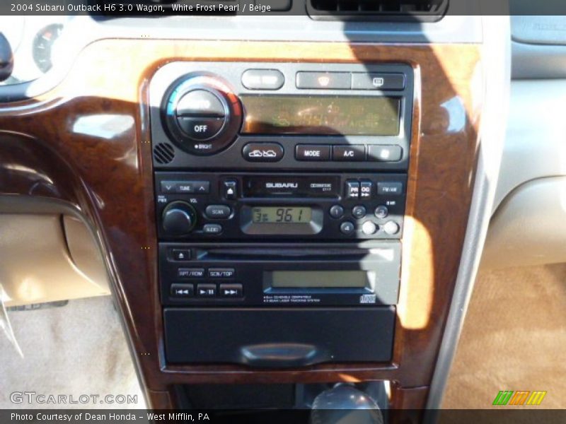 White Frost Pearl / Beige 2004 Subaru Outback H6 3.0 Wagon