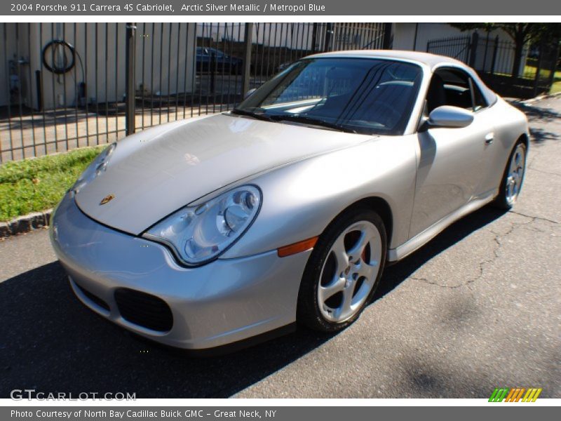 Arctic Silver Metallic / Metropol Blue 2004 Porsche 911 Carrera 4S Cabriolet