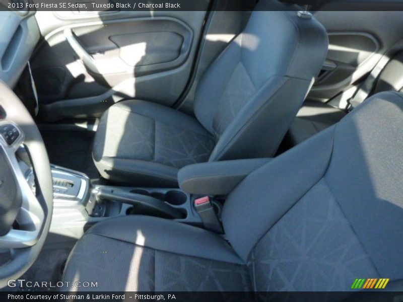 Tuxedo Black / Charcoal Black 2013 Ford Fiesta SE Sedan