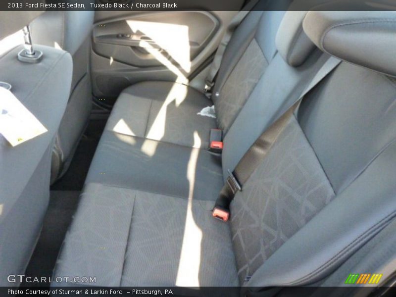 Tuxedo Black / Charcoal Black 2013 Ford Fiesta SE Sedan