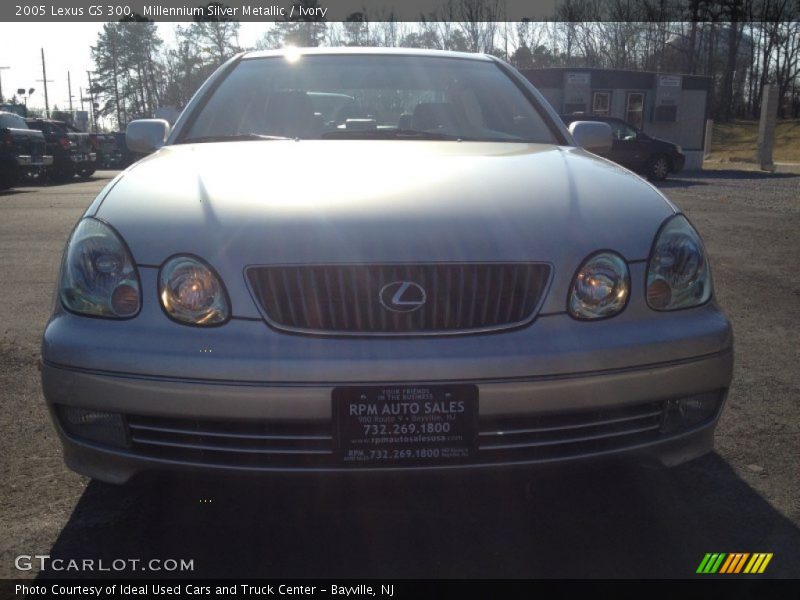 Millennium Silver Metallic / Ivory 2005 Lexus GS 300