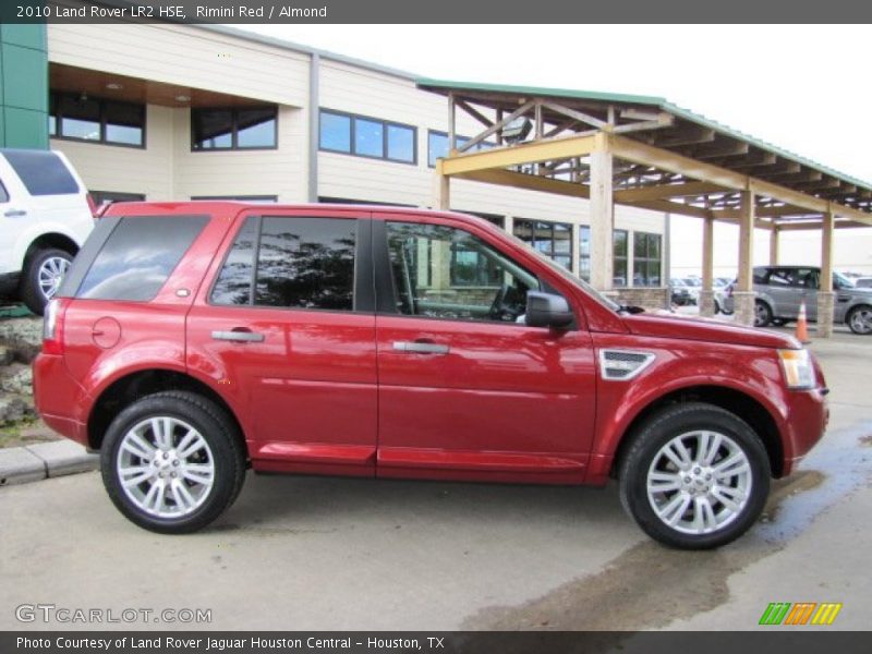 Rimini Red / Almond 2010 Land Rover LR2 HSE