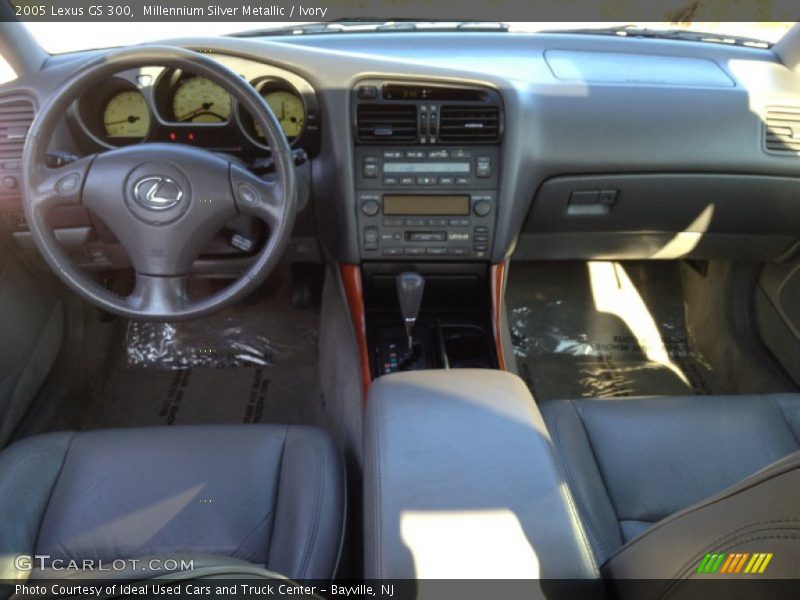 Millennium Silver Metallic / Ivory 2005 Lexus GS 300